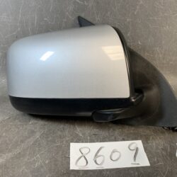 NISSAN URVAN NV350 CARAVAN E26 Door Mirror 8584 8578 G034 Right Side x1