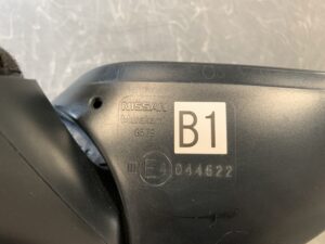 NISSAN NOTE HE12 Genuine Door Mirror / MURAKAMI G579/ Right Side x1