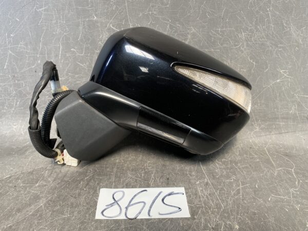 HONDA ODYSSEY RB3,RB4 Door Mirror Camera / Indicator M43 P5746 / SLE Left Side x1 » JDM-PARTS NZ
