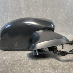 HONDA SHUTTLE GK8 GK9 GP7 GP8 Genuine Door Mirror 037576 Right Side x1