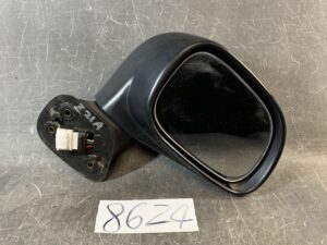 MITSUBISHI COLT Z21A Genuine Door Mirror 6A27 Right Side x1