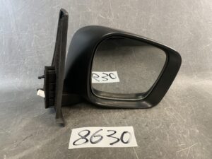 SUZUKI SOLIO MA15S Genuine Door Mirror 82k0 Right Side x1