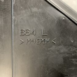 NISSAN ELGRAND E51 ME51 MNE51 NE51 Genuine Door Mirror B64 / Left Side x1