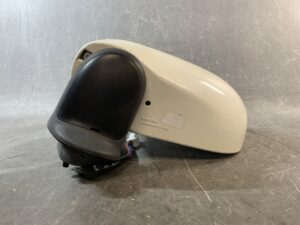 NISSAN CUBE Z12 NZ12 Door Mirror ICHIKOH 8289/ 0A9 Left Side x1