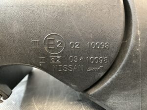 NISSAN LEAF ZE0 AZE0 Genuine Door Mirror / 10098 / Left Side x1