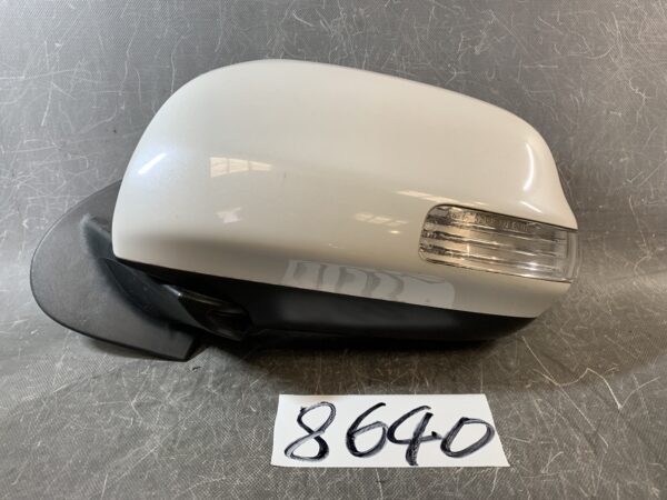 TOYOTA SIENTA NCP81 Door Mirror MURAKAMI 8392 / 7746 7758 Left Side x1 » JDM-PARTS NZ