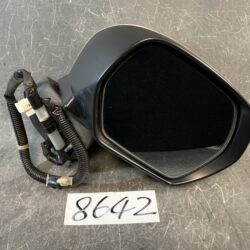 HONDA ODYSSEY RB3 Genuine Door Mirror with Indicator M43 / STANLEY P5746 Right Side x1