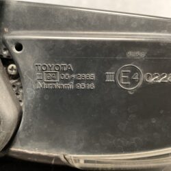 TOYOTA IQ KGJ10 NGJ10 Genuine Door Mirror with Indicator Murakami 9316 / MITSUBA 30-342 Right Side x1