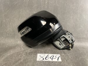 HONDA STEPWAGON RK RK1 RK5,6,7,Door Mirror M47 / SZW Right Side x1