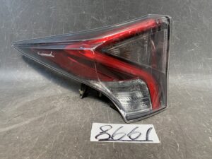 TOYOTA PRIUS ZVW50 Genuine Taillight ICHIKOH 47-87 47-77 Left Side x1