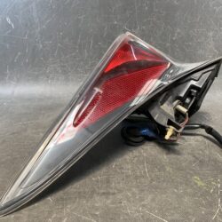 TOYOTA PRIUS ZVW50 Genuine Taillight ICHIKOH 47-87 47-77 Left Side x1