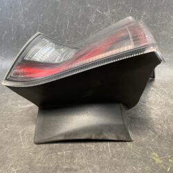 TOYOTA PRIUS ZVW50 Genuine Taillight ICHIKOH 47-87 47-77 Left Side x1