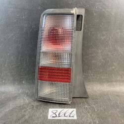 TOYOTA bB NCP30 NCP31 NCP35 Taillight ICHIKOH 52-035 Left Side x1