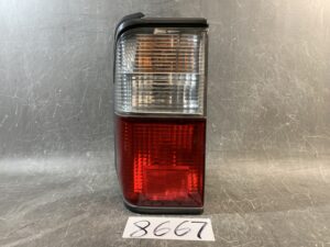 MAZDA Bongo Vanette DELICA SK SE S21 Taillight 220-61471 L 220-61871 Left Side x1