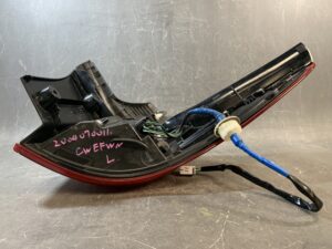 NISSAN LAFESTA CWEFWN Genuine Taillight STANLEY P9377 L Left Side x1