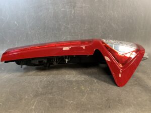 TOYOTA TANK / ROOMY M900A Genuine Taillight / KOITO 220-69044 / Left Side x1