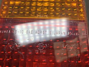 TOYOTA DYNA XZU304 Genuine Taillight KOITO 36-10 RIGHT SIDE X1