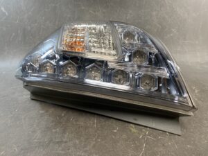 HONDA FIT SHUTTLE GP2 Genuine Taillight STANLEY W0020 Right Side x1