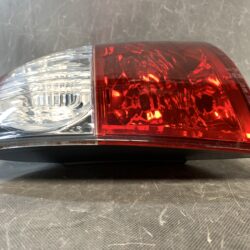TOYOTA IPSUM ACM21 Genuine Taillight / KOITO 44-57 / Right Side x1
