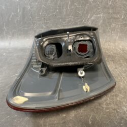 TOYOTA IPSUM ACM21 Genuine Taillight / KOITO 44-57 / Right Side x1