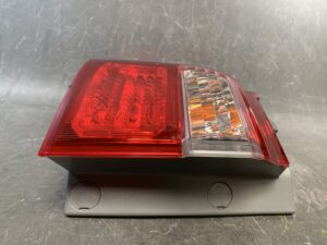 HONDA STEPWAGON STEPWGN RG1 Genuine Taillight STANLEY P8026L Left Side x1
