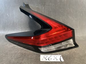 NISSAN LEAF ZE1 Genuine Taillight ICHIKOH D212 Left Side x1