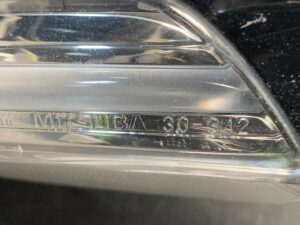 TOYOTA CROWN GRS200 Genuine Door Mirror with Indicator MITSUBA 30-342 / 567615 R Right Side x1