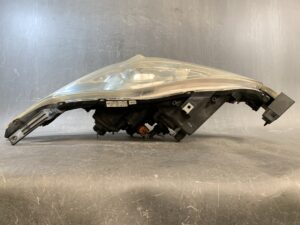 MAZDA PREMACY CREW Genuine Headlight STANLEY P4998L Left Side x1