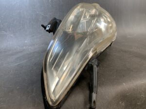 MAZDA PREMACY CREW Genuine Headlight STANLEY P4998L Left Side x1