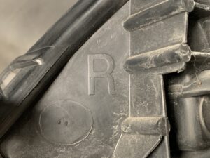 MAZDA PREMACY CREW Genuine Headlight STANLEY P4998R Right Side x1