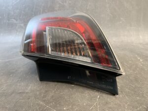 MAZDA ATENZA MAZDA6 GHEF# GH5# Genuine Taillight KOITO 220-41055 Right Side x1
