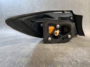 MAZDA ATENZA MAZDA6 GHEF# GH5# Genuine Taillight KOITO 220-41055 Right Side x1