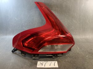 Volvo V40 40 Series Genuine Taillight 31395478 Left Side x1