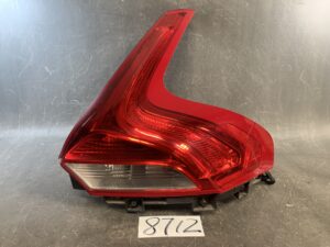 Volvo V40 40 Series Genuine Taillight 31395479 Right Side x1