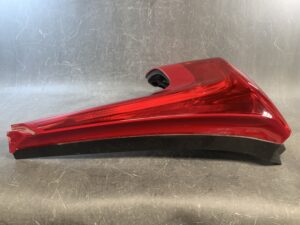 Volvo V40 40 Series Genuine Taillight 31395479 Right Side x1