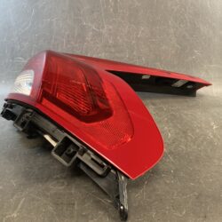Volvo V40 40 Series Genuine Taillight 31395479 Right Side x1