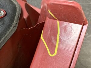 MAZDA VERISA DC5W Genuine Taillight STANLEY P4417 Right Side x1 (Cracked)