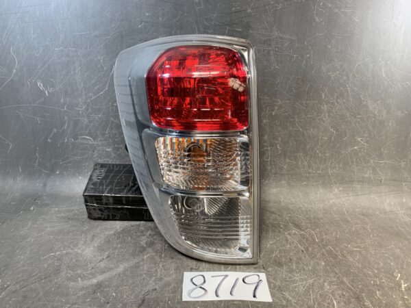 TOYOTA RUSH DAIHATSU Bego J200 Taillight KOITO 220-51987 Left Side x1 » JDM-PARTS NZ