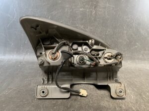 TOYOTA RUSH DAIHATSU BE-GO J200E J210E J210G J200G Genuine Taillight / KOITO 220-51987 / Left Side x1