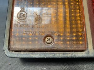 ISUZU ELF NJR85 Genuine Taillight KOITO 220-21366L Left Side x1