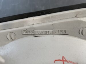 HINO DUTRO XZU308M Genuine Headlight KOITO 100-78451 Right Side x1