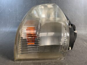 HINO DUTRO XZU308M Genuine Headlight KOITO 100-78451 Right Side x1