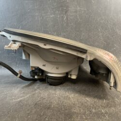 HINO DUTRO XZU308M Genuine Headlight KOITO 100-78451 Right Side x1