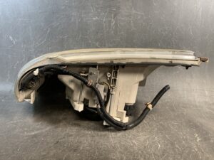 HINO DUTRO XZU308M Genuine Headlight KOITO 100-78451 Right Side x1