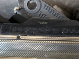 TOYOTA PRIUS ZVW30 Genuine Headlight KOITO 47-29 Right Side x1