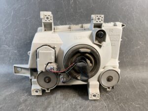 MITSUBISHI CANTER Genuine Headlight KOITO 100-37093 Right Side x1