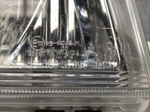 MITSUBISHI CANTER Genuine Headlight KOITO 100-37093 Right Side x1