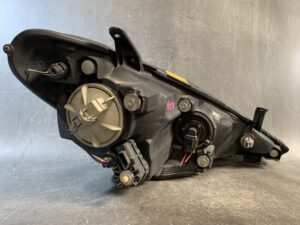 TOYOTA ESTIMA ACR30 Genuine Headlight KOITO 28-165 Left Side x1