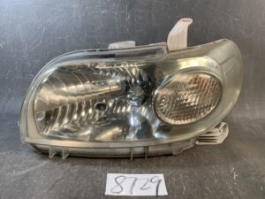 TOYOTA PORTE NNP10 NNP11 NNP15 HID Headlight KOITO 52-129 Left Side x1