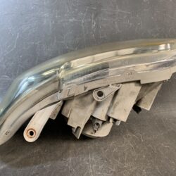 TOYOTA PORTE NNP11 Genuine Headlight KOITO 52-129 Left Side x1